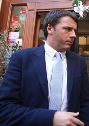 Renzi: "Preoccupiamoci del Paese<br />non delle questionette interne"