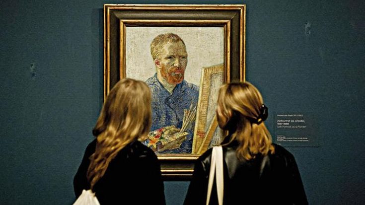 “Overtourism e fondi a rischio, chiudiamo il museo Van Gogh”