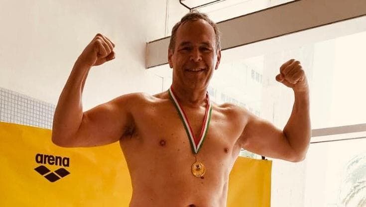 Tinelli: “Nuoto anche da Capri a Napoli. C’è Mozart dietro le mie medaglie d’oro”