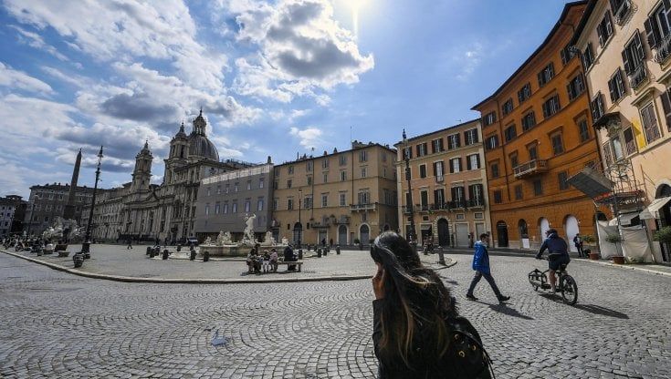 Lazio in giallo "rinforzato": resta il coprifuoco. Cultura, sport e spostamenti, ecco cosa cambia