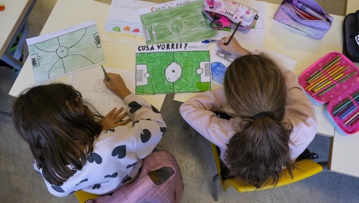 Mattarella: "Guerra, povertà e clima minacciano i diritti dei bambini". Meloni: "Dare centralità ai ragazzi è priorità del governo"