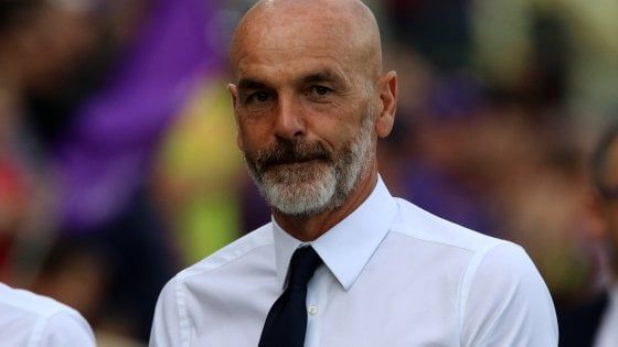 Fiorentina, Pioli: "Ho sempre creduto in questa squadra, proviamoci. Badelj? Vuole rimanere"