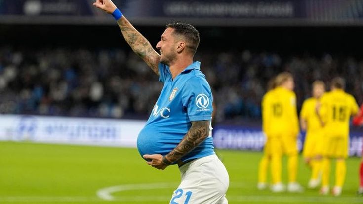 Napoli-Bodo, le pagelle degli azzurri: Rrahmani soffre, De Bruyne brilla, Politano decisivo
