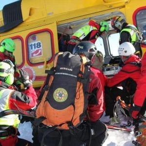 Cuneo: valanga sulle Alpi Marittime, muore uno sciatore, ferito l'amico