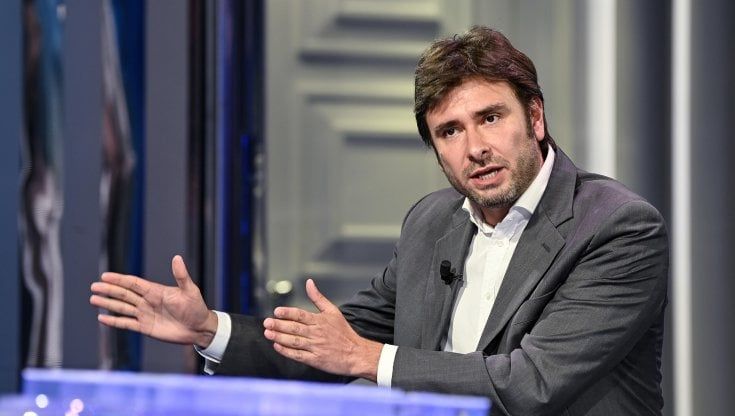Afghanistan, Di Battista sostiene Conte: "Bisogna dialogare con i talebani"