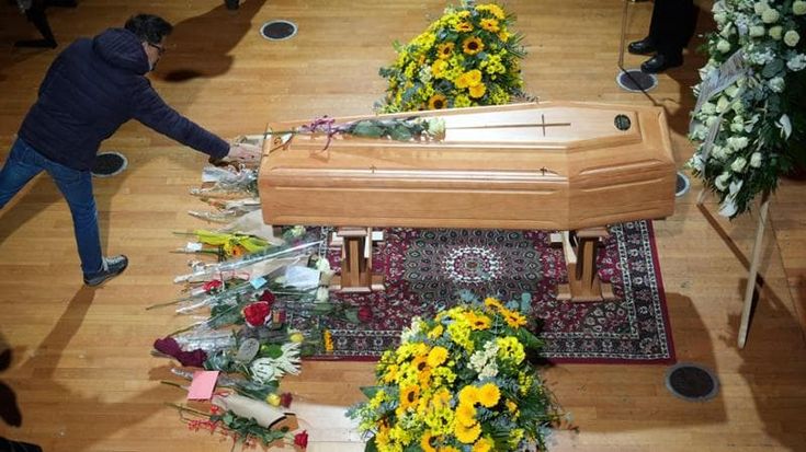 Ornella Vanoni, oltre cinquemila persone alla camera ardente. Fresu: “Ha rappresentato l’enormità”