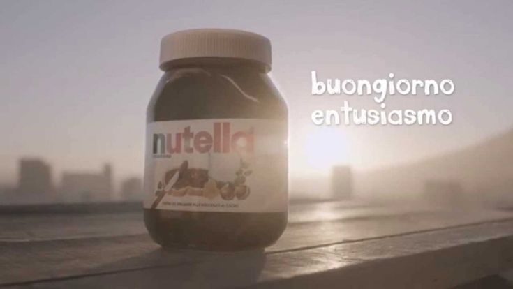 "Buongiorno Entusiamo", una colazione gratis con pane e nutella sul lungotevere