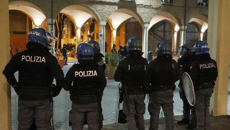 Ancora movida, interviene la polizia
