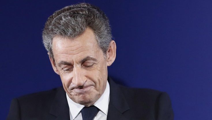 Sarkozy condannato: un anno ai domiciliari e braccialetto elettronico