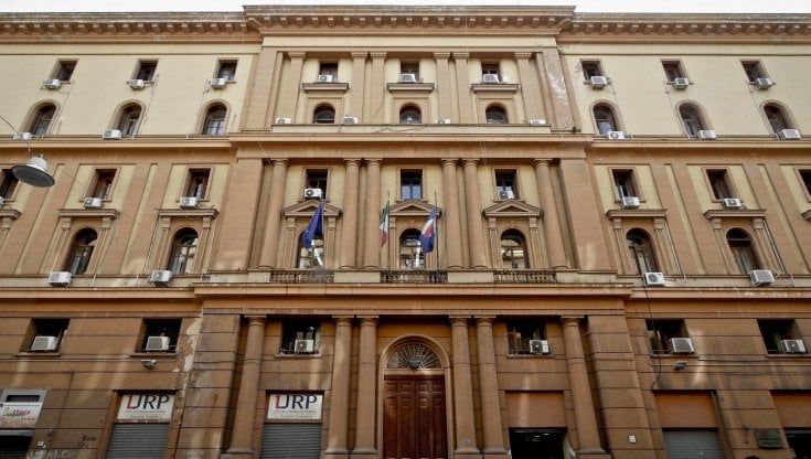 Fuga dalla Regione, lavorano da casa in smart working 8 impiegati su dieci 