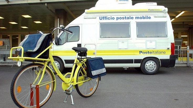 Privatizzazione di Poste, Pd e sindacati contro il piano del Tesoro