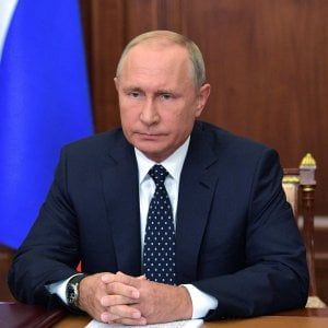 Russia, Putin 'zar buono' ammorbidisce la riforma delle pensioni