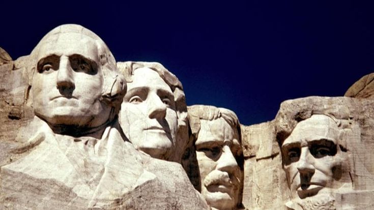 Effetto Monte Rushmore l’iconografia kolossal dei potenti di ogni tempo