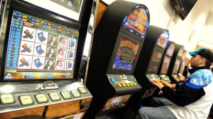 Giochi, manca la trasparenza: così la malavita ricicla denaro con l’azzardo