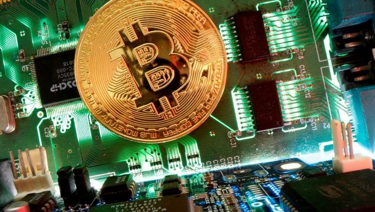 Bitcoin, l'accusa del Tesoro Usa: "Favorisce le attività illegali e l'evasione fiscale"