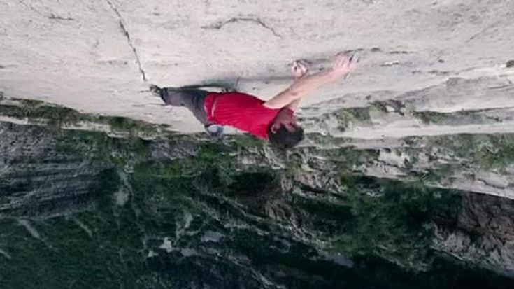 Alex Honnold sulle Dolomiti: quando la leggenda dell’arrampicata scopre l’overtourism