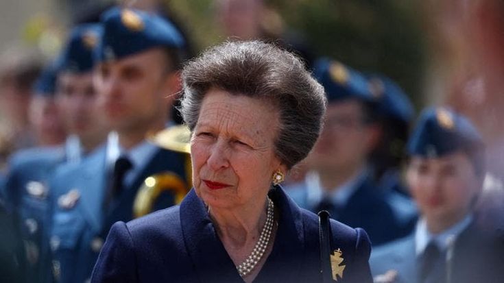 Royal Family, ricoverata in ospedale la principessa Anna: “Commozione cerebrale e ferite lievi”