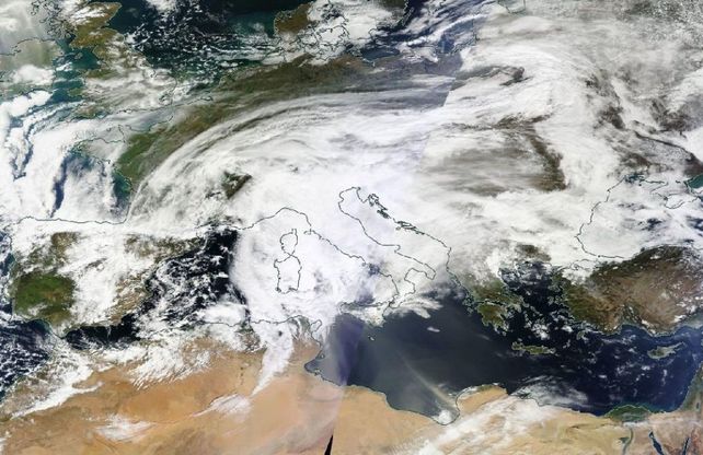 Maltempo, il ciclone atlantico sull'Italia: le immagini da satellite