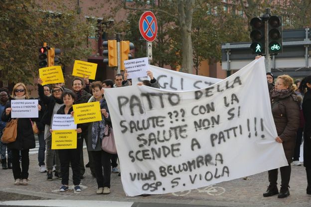 Sanit&agrave;, protesta contro i tagli alle cliniche private