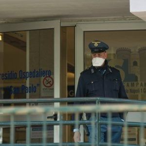 La denuncia di una donna: "Aspetto un tampone da 19 giorni"