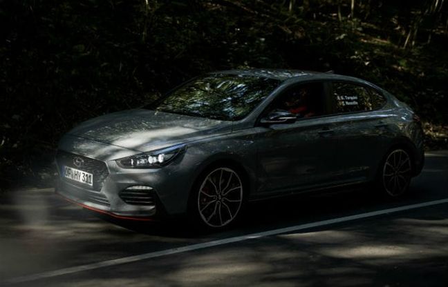 “Rome-Paris in 8 minuti”, è record per Hyundai i30 Fastback N