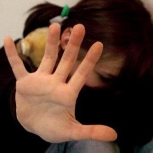 Catania, botte e abusi sulla compagna anche da minorenne: arrestato