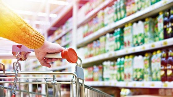 Spesa meno frequente e risparmio: ecco la rivoluzione dei consumi