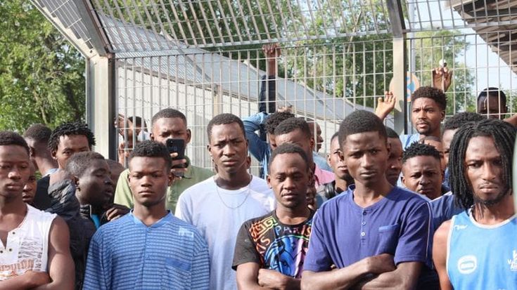 Migranti, il popolo dei diritti si mobilita “Marciamo contro i Cpr del governo”