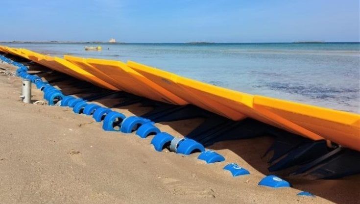 Torre Guaceto, la sfida delle barriere anti erosione: in tre mesi 40 centimetri di arenile in più