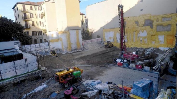 Urbanistica, in 21 a rischio processo per via Lepontina: “Mancati oneri come finanziamenti occulti”