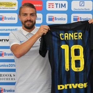 Inter, Ausilio: ''Icardi è incedibile''. Ma Wanda insiste: ''Club non mantiene promesse''