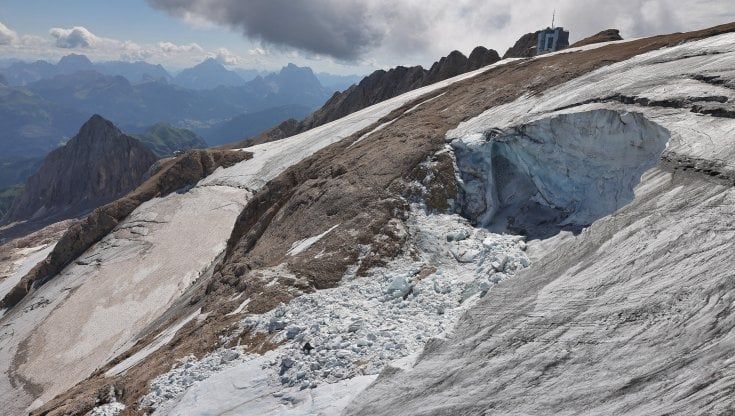 Marmolada, trovati con i droni i corpi di due dei cinque dispersi, recuperati anche i resti di una donna