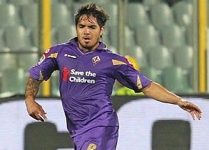 Fiorentina, ecco la lista Uefa<br />fuori Vargas e Wolski