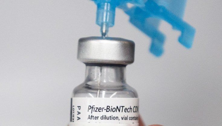Pfizer perde efficacia contro la variante Delta: l'annuncio israeliano