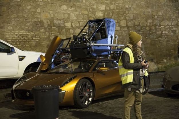 Borgo Pio, nuova notte di corse per James Bond