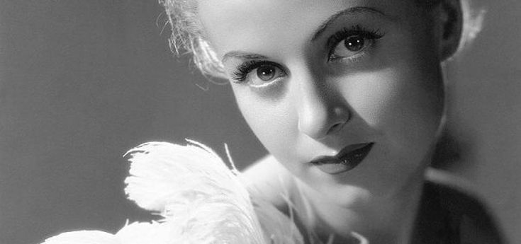 Addio a Danielle Darrieux, con 100 anni e oltre 100 film era una delle icone francesi 