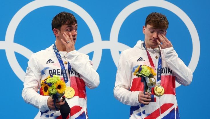 Tuffi, Tom Daley e il primo oro: "Ai ragazzi gay: non siete soli, si possono fare cose importanti"