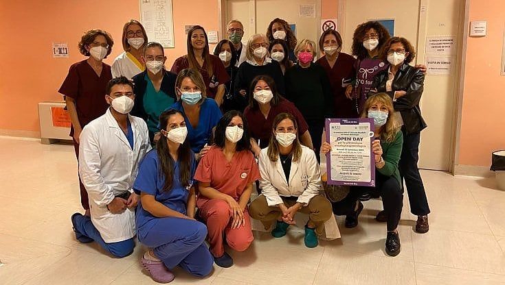 Bari, oltre 500 donne agli screening gratuiti per i tumori ginecologici: "Diagnosticato uno ovarico in una ragazza di 22 anni"