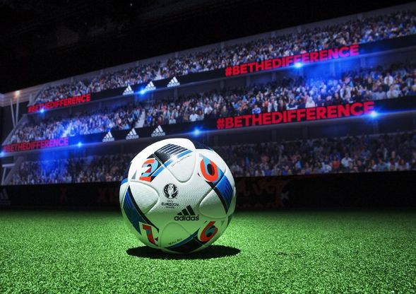 Beau Jeu, il pallone ufficiale dell'Europeo 2016