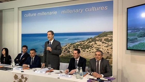 Musumeci al Vinitaly: "Fra un anno in produzione il mio rosso"