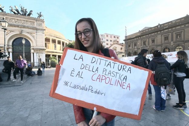 Palermo, studenti in piazza per il clima