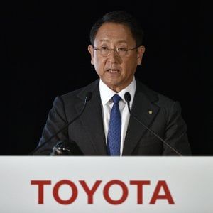 Allarme Toyota: utili record, ma profitti in calo del 35% il prossimo anno