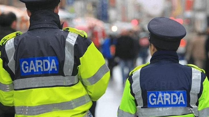 Irlanda, accoltellato un cappellano dell’esercito: arrestato un adolescente
