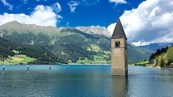Trekking, masi e spa. Settembre ai piedi dello Stelvio
