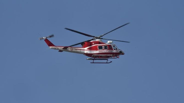 Cade da un ponteggio mentre lavora a un cavalcavia sulla E45: grave operaio di 23 anni