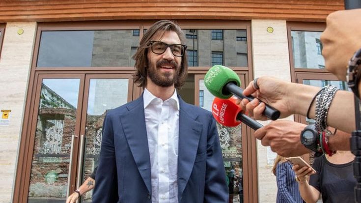 Trasferibile il 25% di Delfin, Lmdv dovrà aspettare marzo