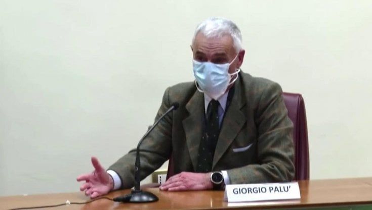 Palù: " Il tempo di incubazione del Covid si è ridotto a due giorni, terza dose necessaria" 