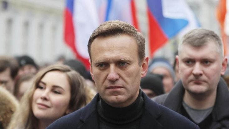 L’accusa dei collaboratori: “Navalny doveva essere liberato in uno scambio col killer di Berlino, ma Putin lo ha ucciso”