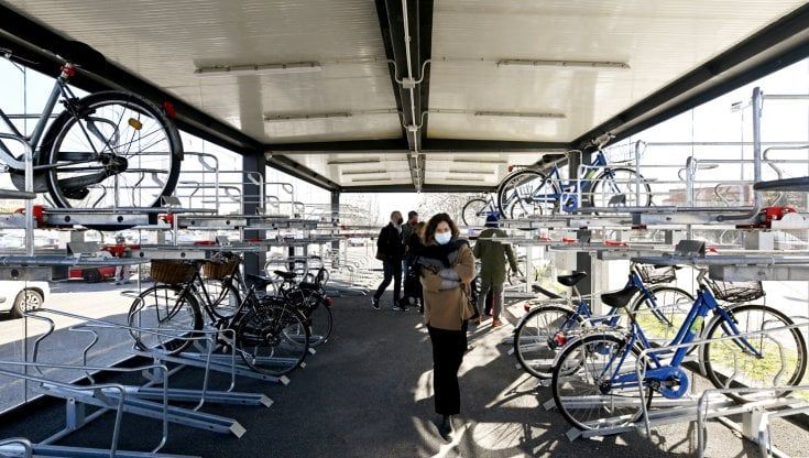 Parma, ecco la nuova velostazione in via Toscana 