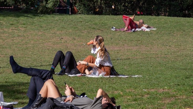 Sole e cielo terso, è un assaggio di Primavera. Da domenica temperature in calo